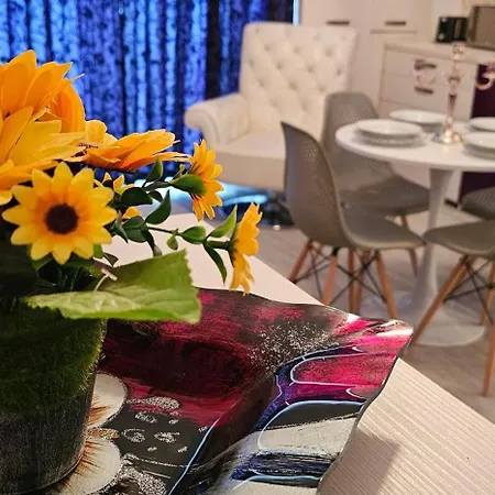 Apartman Luxury Promenada In Building Stefan Prima Linie La Mare Năvodari