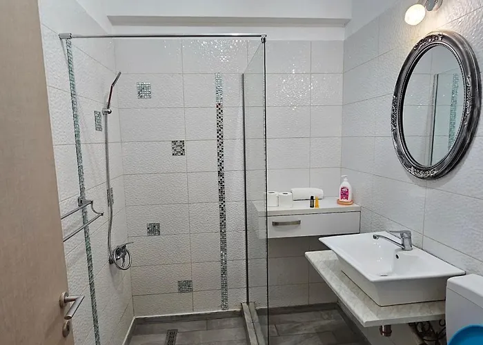 Luxury Promenada In Building Stefan Prima Linie La Mare 那沃达利