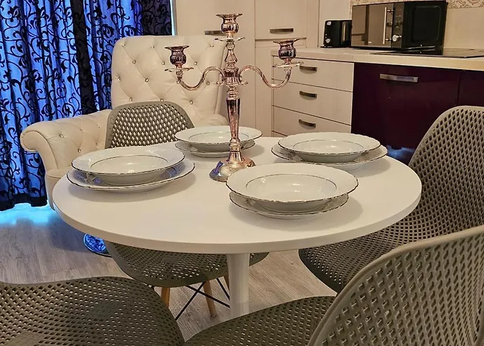 Luxury Promenada In Building Stefan Prima Linie La Mare 那沃达利