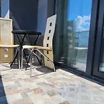 Appartamento Luxury Promenada In Building Stefan Prima Linie La Mare 3*