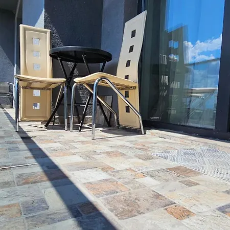 Luxury Promenada In Building Stefan Prima Linie La Mare